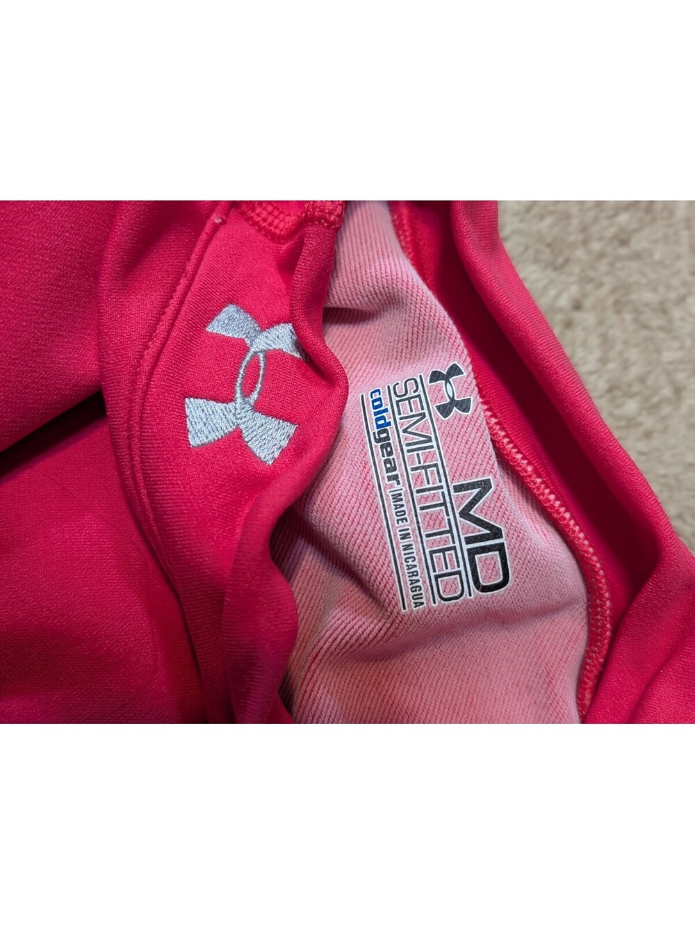 Women’s UNDER ARMOUR shirt size MEDIUM pink long sleeve running top Athleisure - Picture 4 of 4